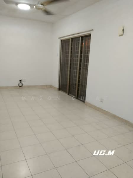 Pangsapuri untuk Dijual di Pangsapuri Kasuarina - Mason Chiah - Living Room - PropertyGuru.com.my