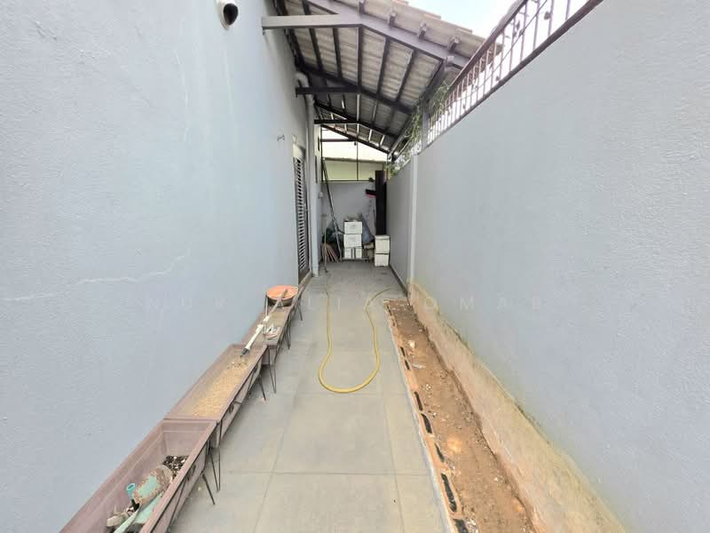 Semi-Detached House for Sale in Klang (Selangor) - Nur Alia Omar - Exterior - PropertyGuru.com.my
