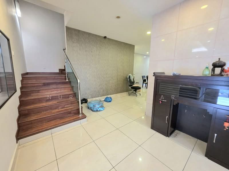 Semi-Detached House for Sale in Klang (Selangor) - Nur Alia Omar - Entrance - PropertyGuru.com.my