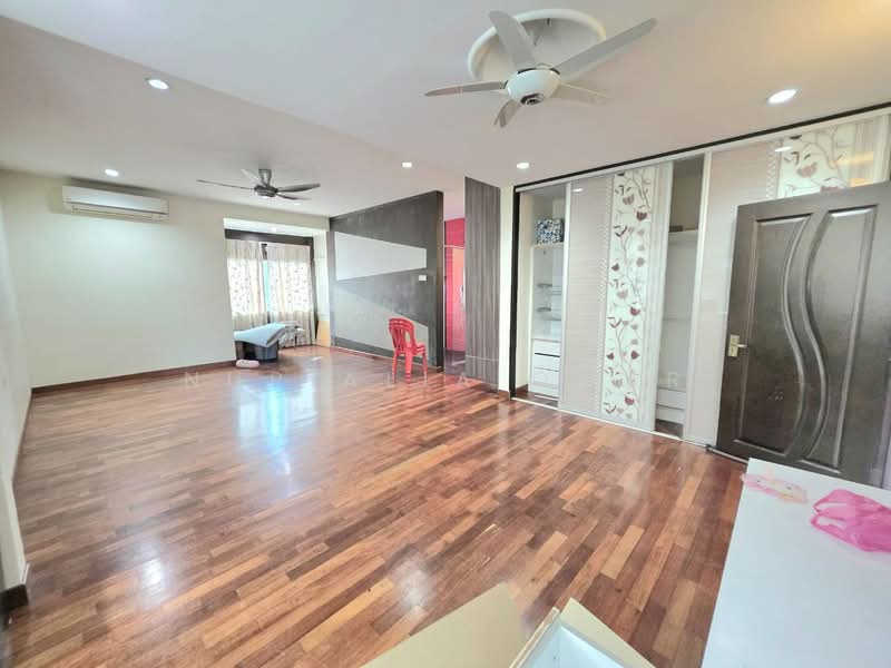 Semi-Detached House for Sale in Klang (Selangor) - Nur Alia Omar - PropertyGuru.com.my