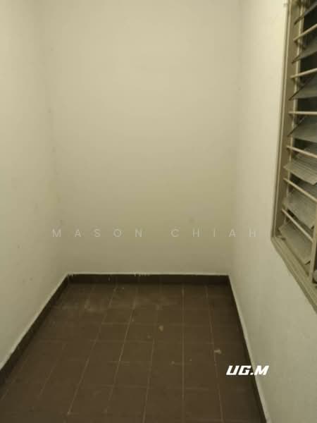 Apartment for Sale at Pangsapuri Akasia (Bandar Botanic) - Mason Chiah - Interior - PropertyGuru.com.my
