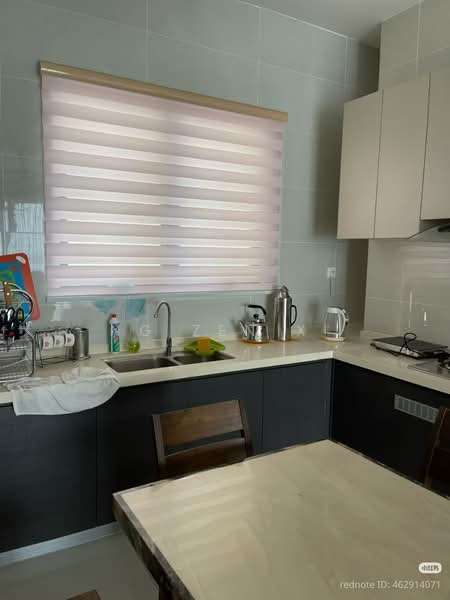Condominium for Rent at Lovell @ Country Garden Danga Bay - NG ZEN XI - Kitchen - PropertyGuru.com.my