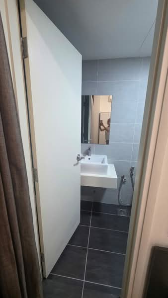 Servis Apartment untuk Disewa di Arte Plus - Kew . - Bathroom - PropertyGuru.com.my