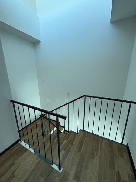 Rumah Teres 3 Tingkat untuk Dijual di Leisure Farm (Gelang Patah) - U Hon Kun - Interior - PropertyGuru.com.my