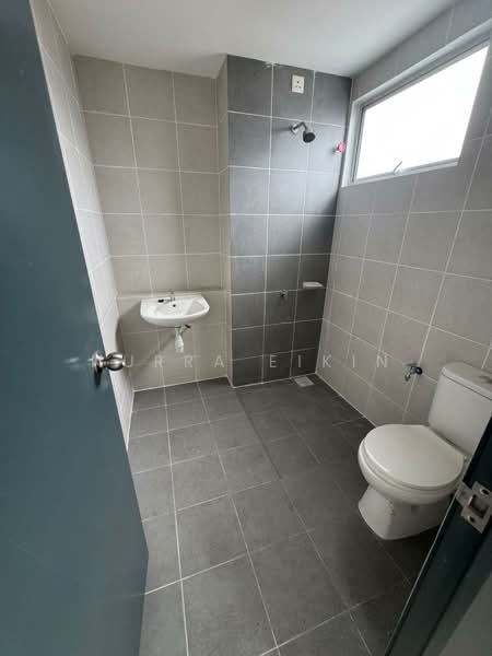 2-storey Terraced House for Sale in Dengkil (Selangor) - Nurra Eikin - Bathroom - PropertyGuru.com.my