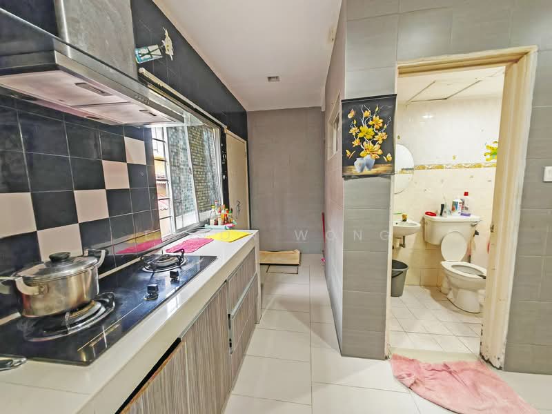 Rumah Teres 2 Tingkat untuk Dijual di Bandar Damai Perdana (Cheras) - Eason Wong - Kitchen - PropertyGuru.com.my