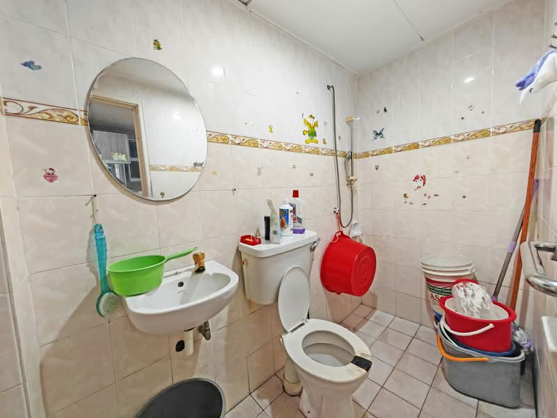 Rumah Teres 2 Tingkat untuk Dijual di Bandar Damai Perdana (Cheras) - Eason Wong - Bathroom - PropertyGuru.com.my