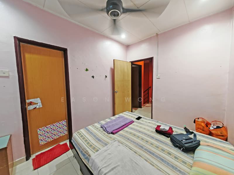 Rumah Teres 2 Tingkat untuk Dijual di Bandar Damai Perdana (Cheras) - Eason Wong - Bedroom - PropertyGuru.com.my