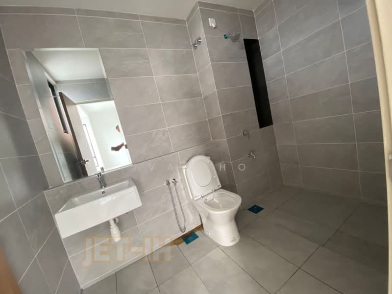 Rumah Teres 2 Tingkat untuk Disewa di Bandar Bukit Raja (Klang) - Ivan Ho - Bathroom - PropertyGuru.com.my