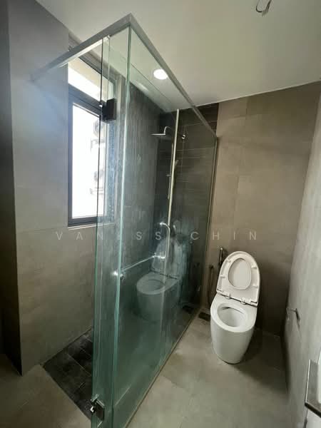 Kondominium untuk Disewa di Vivo Residential Suites - Vaness Chin - Bathroom - PropertyGuru.com.my