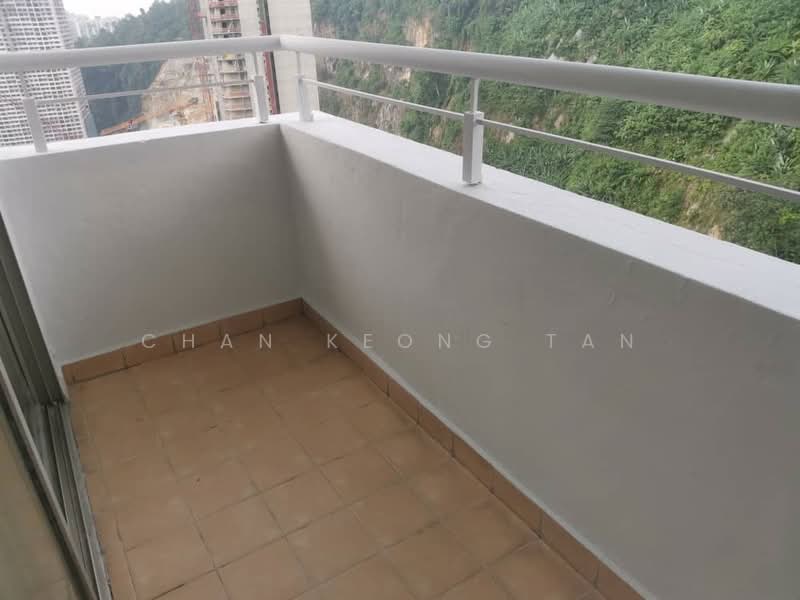 Pangsapuri untuk Dijual di Flora Damansara Apartment - Chan Keong Tan - Balcony - PropertyGuru.com.my