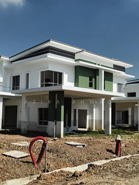 Semi-Detached House for Sale in Sepang (Selangor) - Azira Ahmad - Exterior - PropertyGuru.com.my