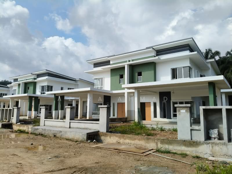 Semi-Detached House for Sale in Sepang (Selangor) - Azira Ahmad - Exterior - PropertyGuru.com.my