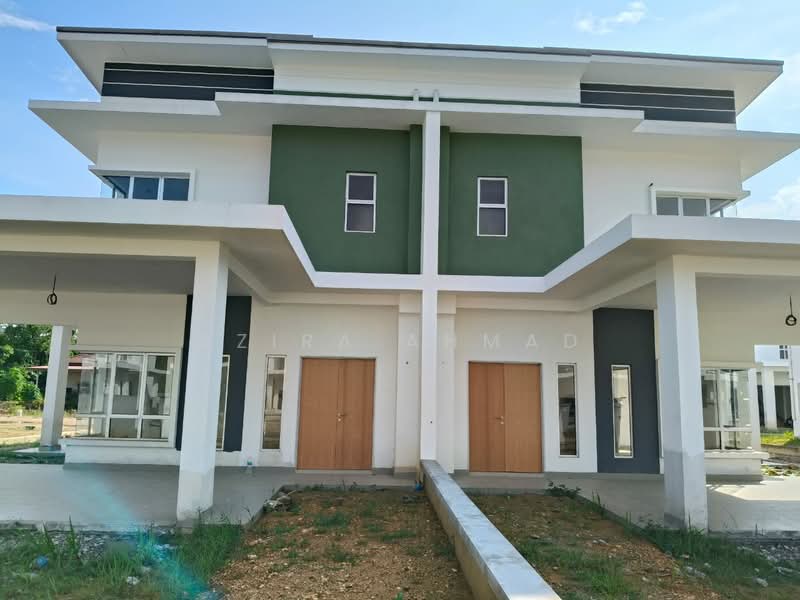 Semi-Detached House for Sale in Sepang (Selangor) - Azira Ahmad - Exterior - PropertyGuru.com.my