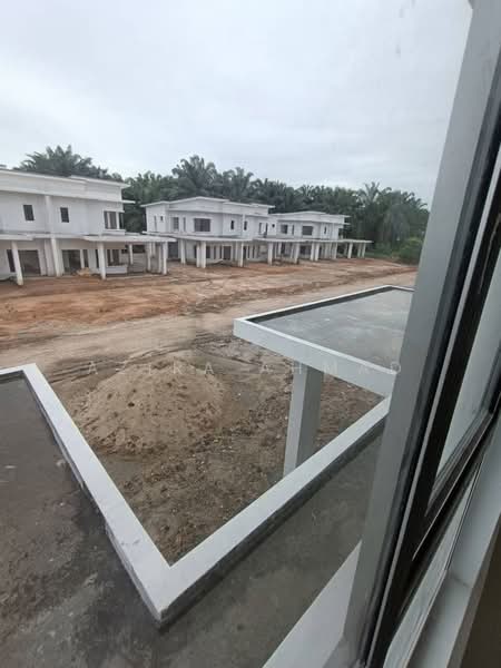 Semi-Detached House for Sale in Sepang (Selangor) - Azira Ahmad - Exterior - PropertyGuru.com.my
