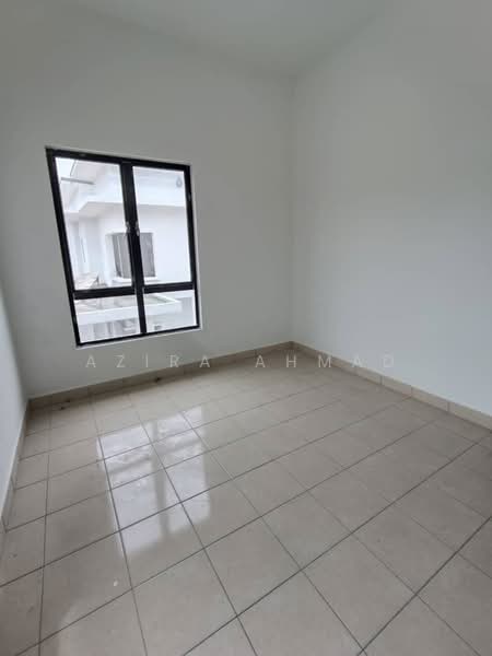 Semi-Detached House for Sale in Sepang (Selangor) - Azira Ahmad - Interior - PropertyGuru.com.my