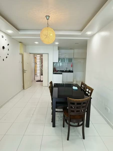 Kondominium untuk Disewa di The Golden Triangle Condominium - Lim Keh Sin - Kitchen - PropertyGuru.com.my