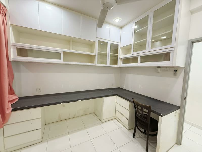Kondominium untuk Disewa di The Golden Triangle Condominium - Lim Keh Sin - Study - PropertyGuru.com.my