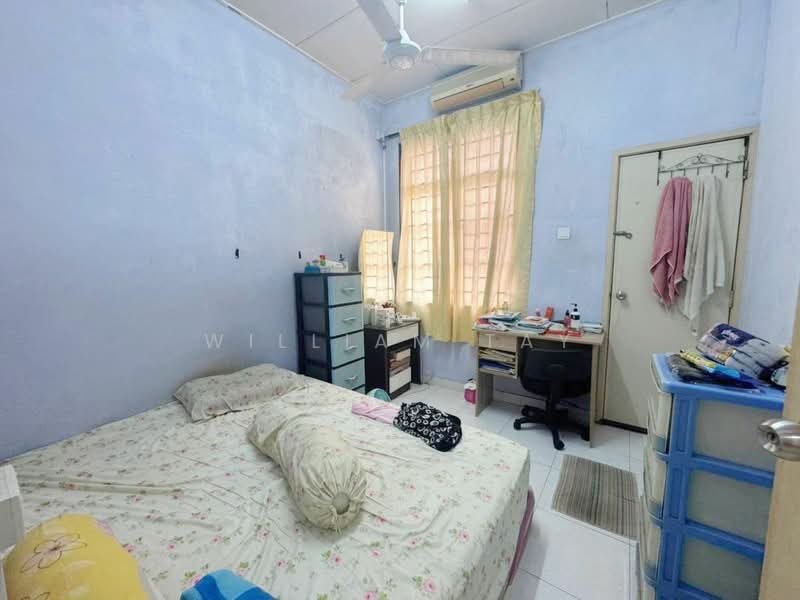2-storey Terraced House for Sale in Taman Setia Indah (Tebrau) - William Tay - Bedroom - PropertyGuru.com.my