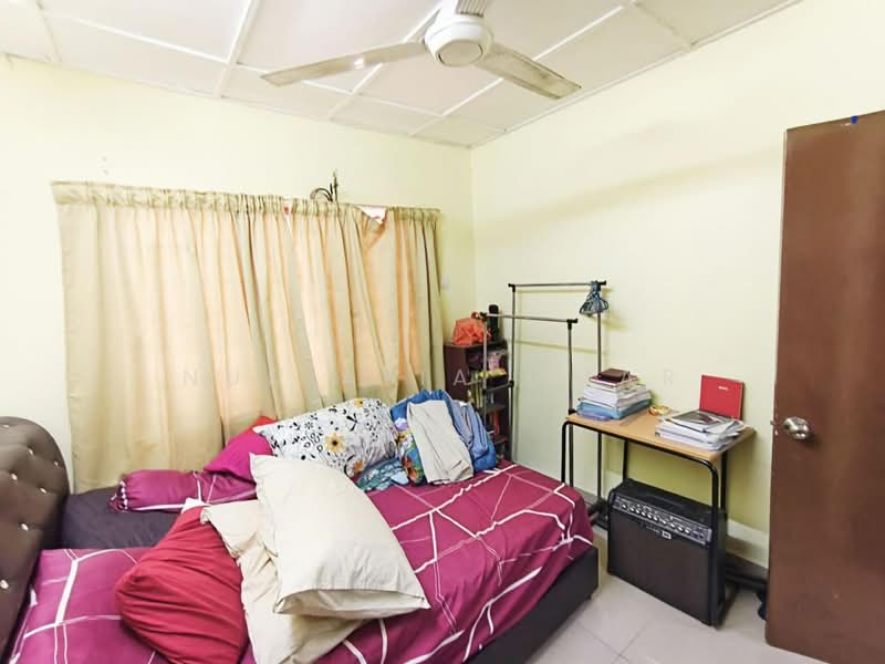 2-storey Terraced House for Sale in Klang (Selangor) - Nur Alia Omar - Bedroom - PropertyGuru.com.my