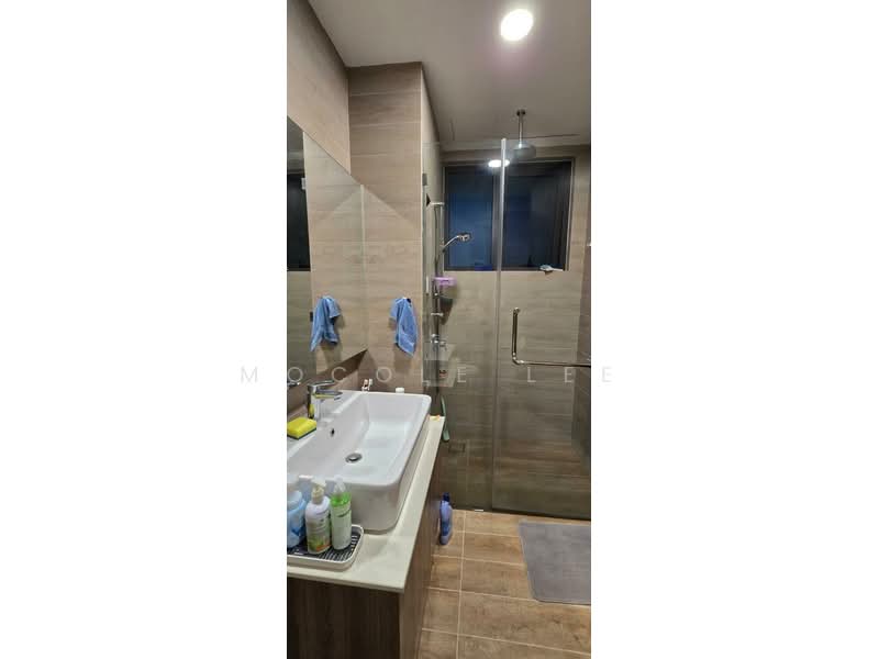 Kondominium untuk Dijual di Middleton - Mocole Lee - Bathroom - PropertyGuru.com.my