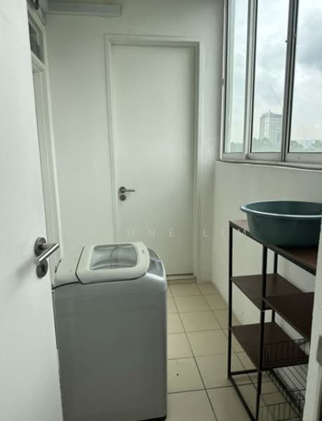 Kondominium untuk Dijual di Le Yuan Residence - Daphne Lim - Balcony - PropertyGuru.com.my