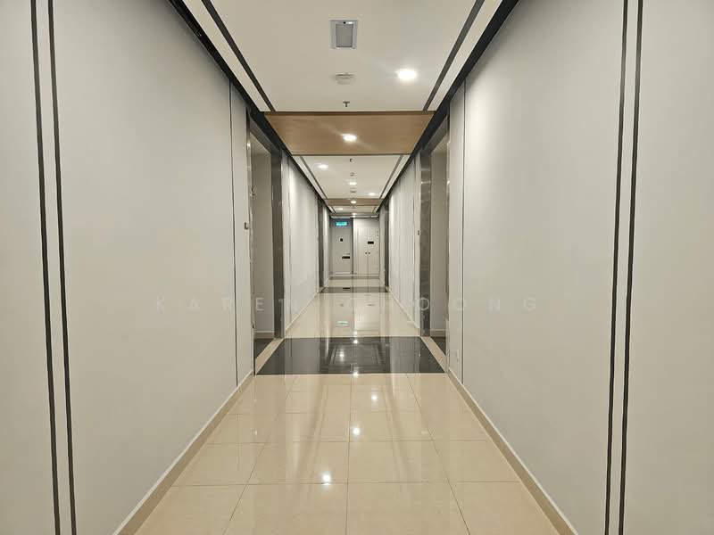 Pejabat untuk Disewa di KL Eco City (Kuala Lumpur) - Karen Choong - Corridor - PropertyGuru.com.my