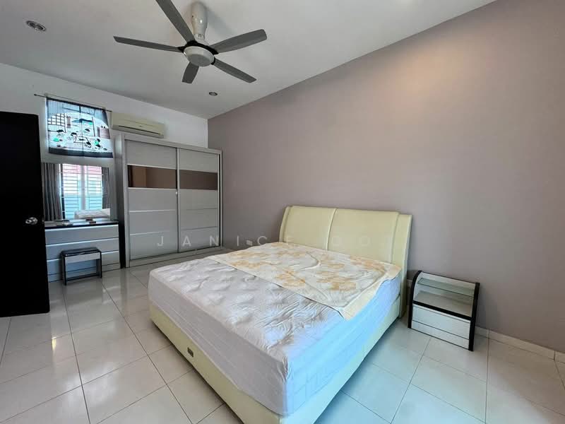 3-storey Terraced House for Sale in Sungai Ara (Penang) - Janice Ooi - Bedroom - PropertyGuru.com.my