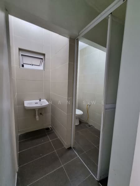 Rumah Teres 2 Tingkat untuk Dijual di Kota Damansara (Selangor) - Ethan Swe - Bathroom - PropertyGuru.com.my