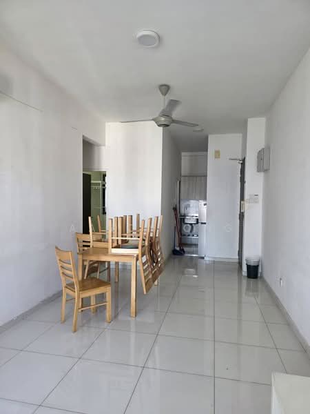 Service Residence for Sale at Seasons Garden Residences - Aaron Ong - Dining Room - PropertyGuru.com.my