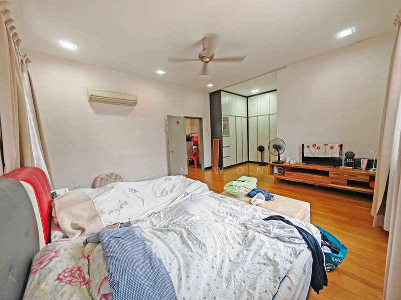 Cluster House for Sale in Taman Damai Impian 2 (Cheras) - Eason Wong - Bedroom - PropertyGuru.com.my