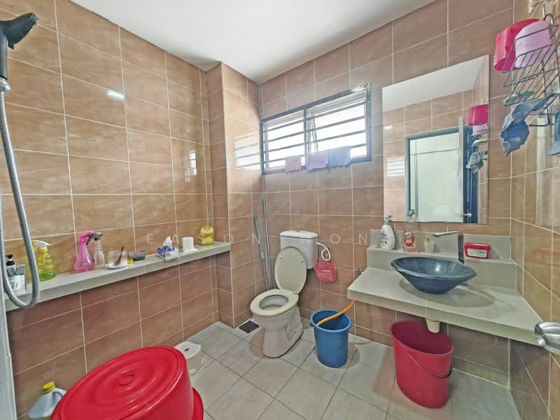 Cluster House for Sale in Taman Damai Impian 2 (Cheras) - Eason Wong - Bathroom - PropertyGuru.com.my