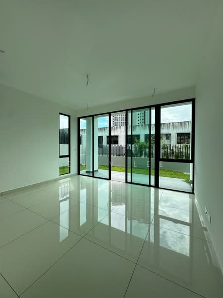Semi-Detached House for Sale in Horizon Hills (Iskandar Puteri (Nusajaya)) - Penny Lee - Living Room - PropertyGuru.com.my