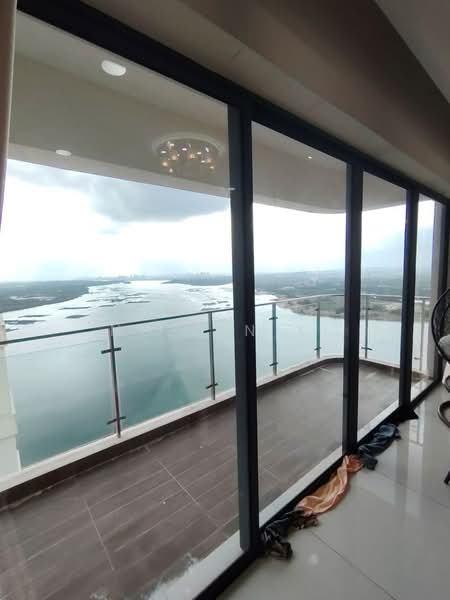 Kondominium untuk Disewa di Lovell @ Country Garden Danga Bay - NG ZEN XI - Balcony - PropertyGuru.com.my