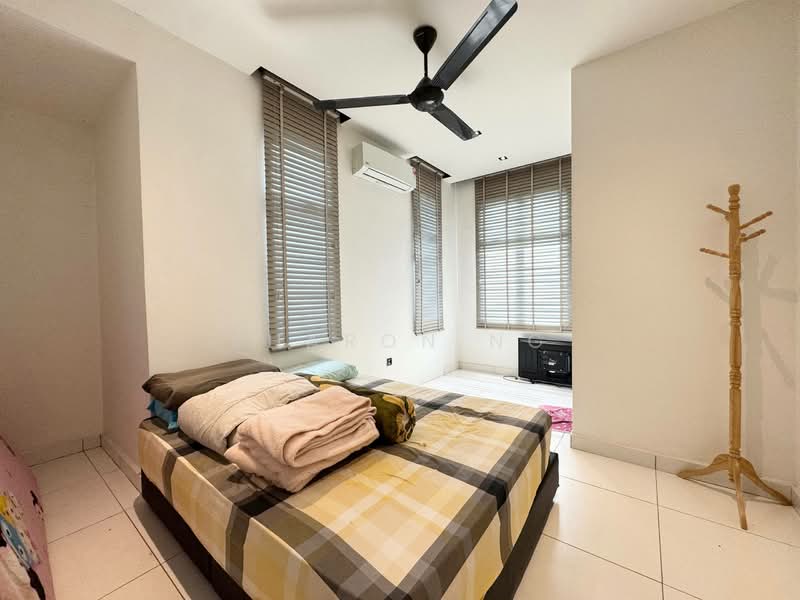 Rumah Teres 2 Tingkat untuk Dijual di Taman Kempas Indah (Tebrau) - Sharon Ng - Bedroom - PropertyGuru.com.my