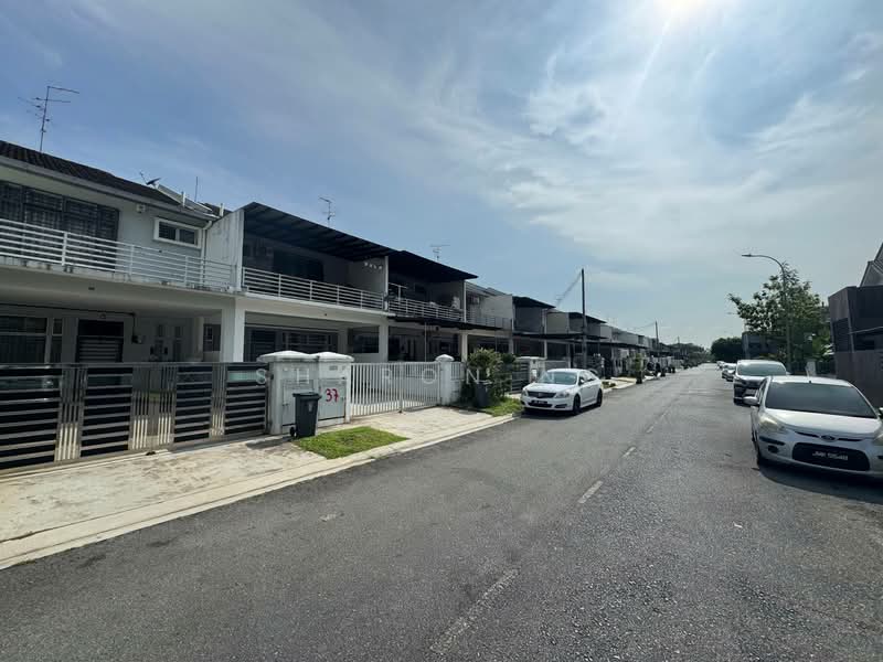 Rumah Teres 2 Tingkat untuk Dijual di Taman Kempas Indah (Tebrau) - Sharon Ng - Exterior - PropertyGuru.com.my