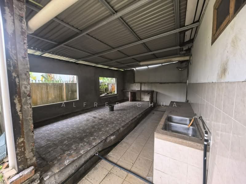 Semi-Detached House for Sale in Kuching (Sarawak) - Alfred Chua - Kitchen - PropertyGuru.com.my