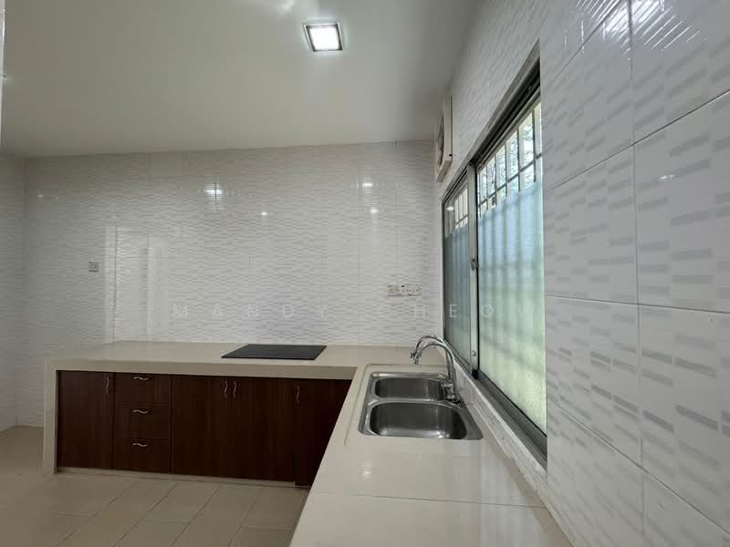 For Rent - Kota Emerald