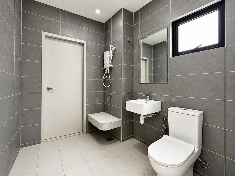 Semi-Detached House for Sale in Cyber 10 (Cyberjaya) - Ashraf Azwan - Bathroom - PropertyGuru.com.my
