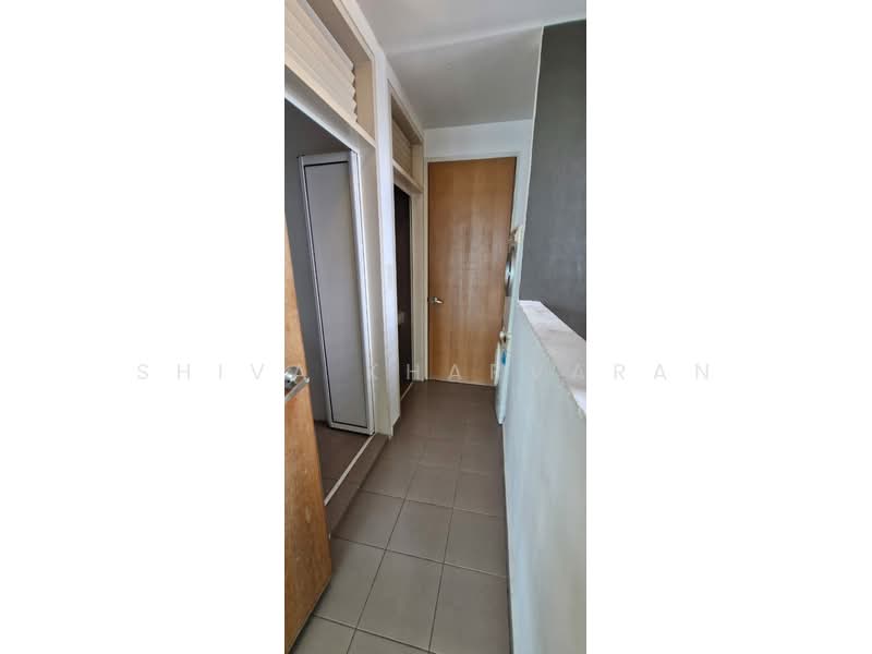 Servis Apartment untuk Disewa di Setia SKY Residences - Shiva Kharvaran - Corridor - PropertyGuru.com.my