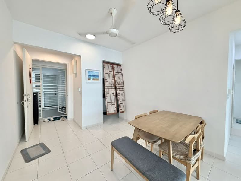Kondominium untuk Disewa di i-Santorini - Yuki Bong - Dining Room - PropertyGuru.com.my