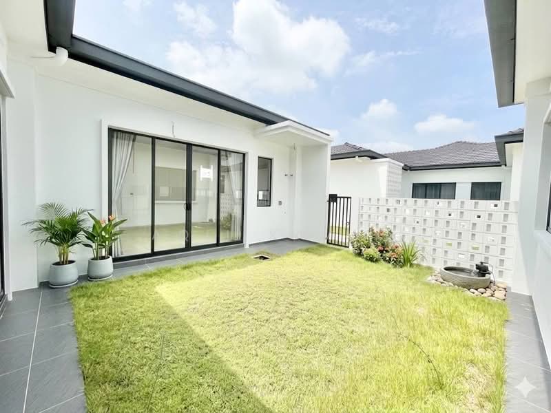 Rumah Teres 1 Tingkat untuk Dijual di Shah Alam (Selangor) - Aqil Kamal - Exterior - PropertyGuru.com.my