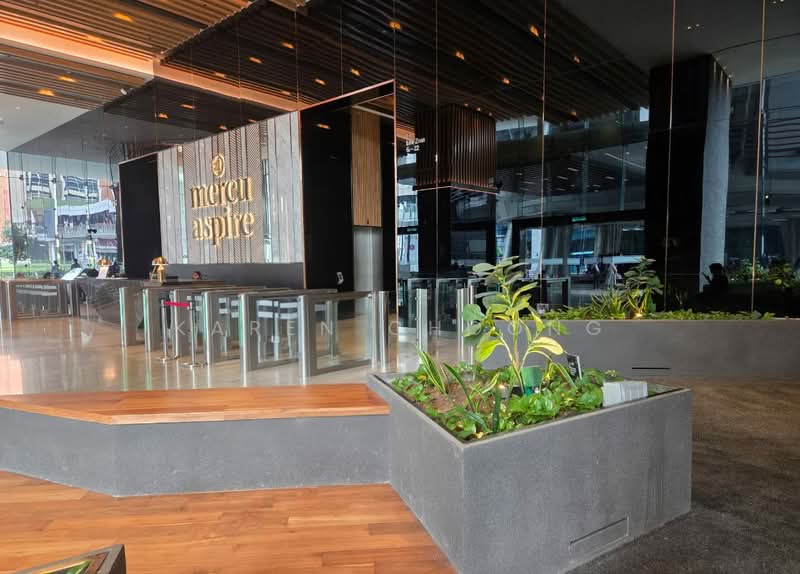 Pejabat untuk Disewa di KL Eco City (Kuala Lumpur) - Karen Choong - Lobby - PropertyGuru.com.my