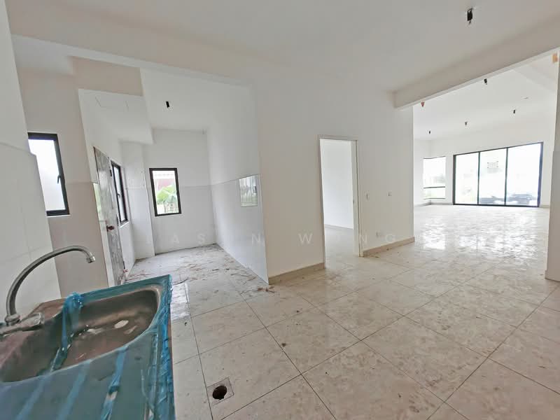Cluster House for Sale in Setia Ecohill (Semenyih) - Eason Wong - Kitchen - PropertyGuru.com.my