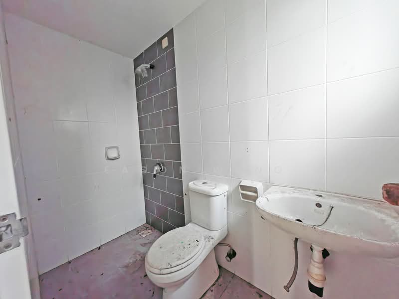 Cluster House for Sale in Setia Ecohill (Semenyih) - Eason Wong - Bathroom - PropertyGuru.com.my