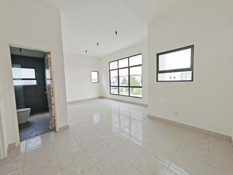 Cluster House for Sale in Setia Ecohill (Semenyih) - Eason Wong - Bathroom - PropertyGuru.com.my