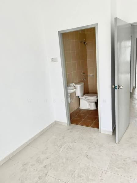 Rumah Teres 2 Tingkat untuk Dijual di Taman Scientex Utama (Senai) - Winson Tan - PropertyGuru.com.my
