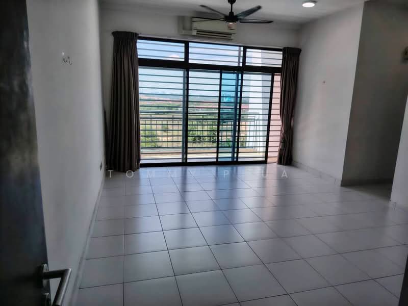 Apartment for Rent at Seri Austin Residence (Pangsapuri Seri Austin) - Tommy Phua - Living Room - PropertyGuru.com.my
