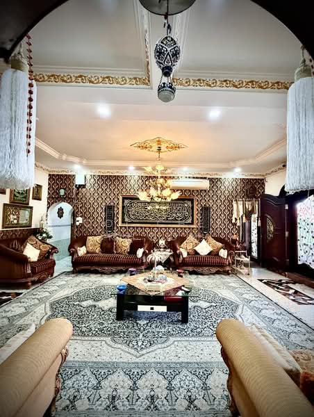 Living Lounge