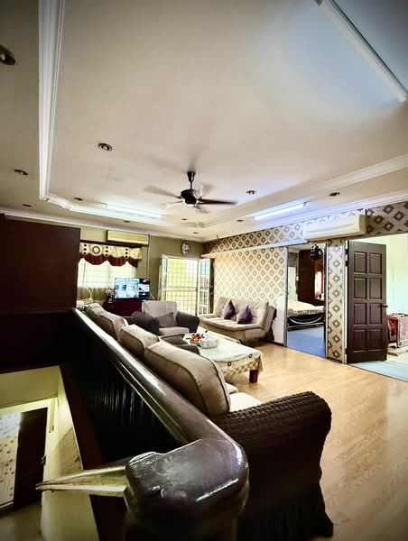 Family Lounge 2
